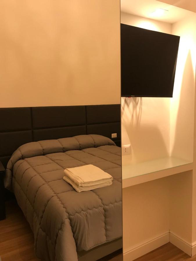 Motta Palace Apartments & Rooms Motta SantʼAnastasia Buitenkant foto