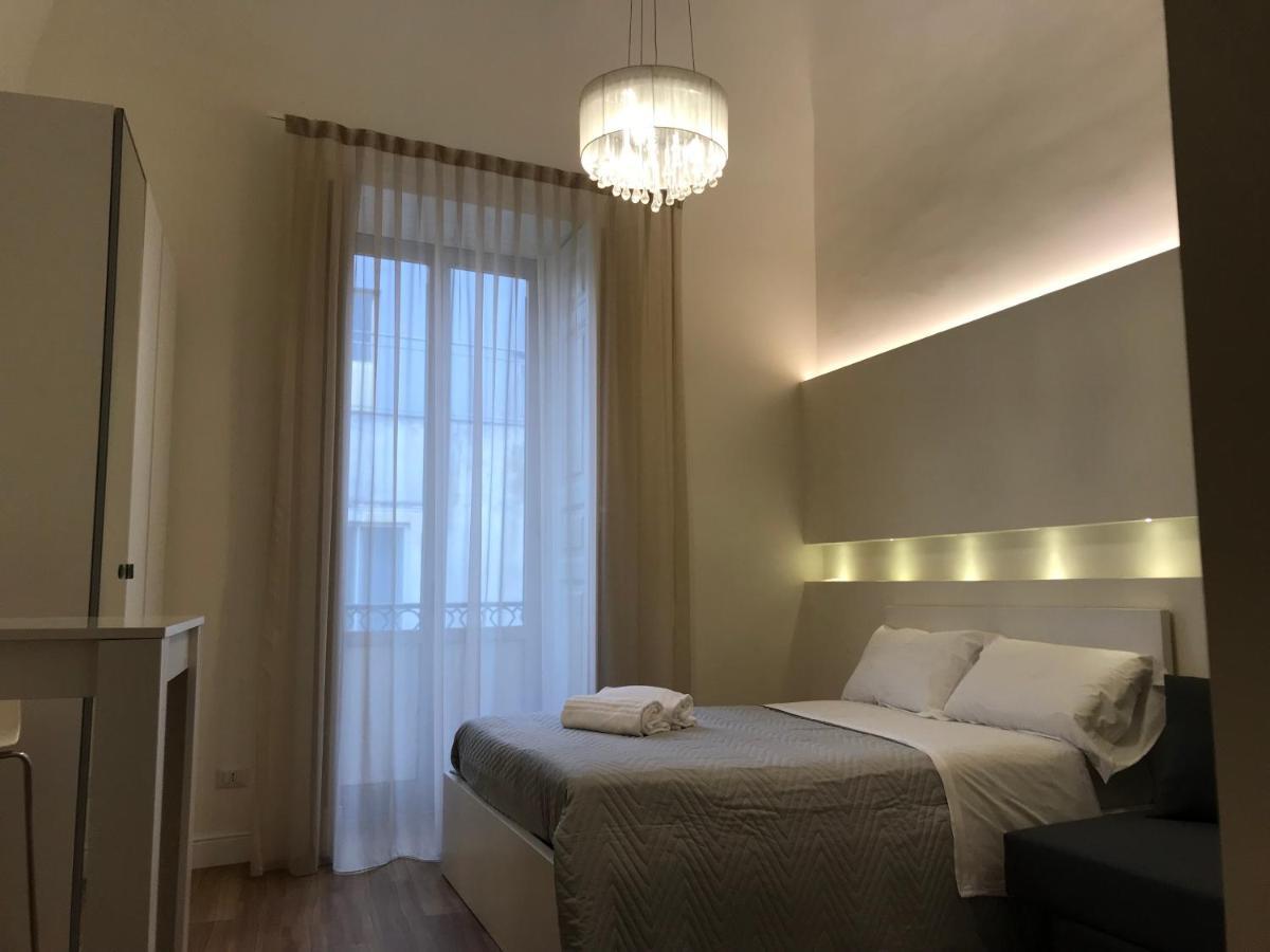 Motta Palace Apartments & Rooms Motta SantʼAnastasia Buitenkant foto